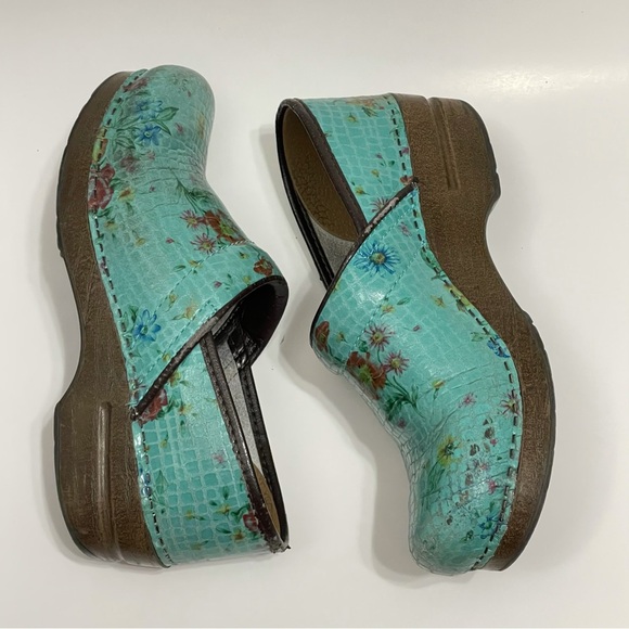 Dansko Teal Turquoise Floral Nurses Clogs 39 Dental Office Clinic Snakeskin - Picture 5 of 7